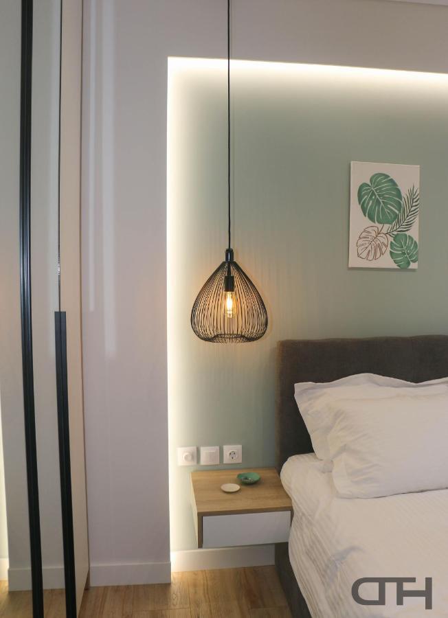 Luxury 80M2 Apartment With Balcony Downtown Tesalonika Bagian luar foto
