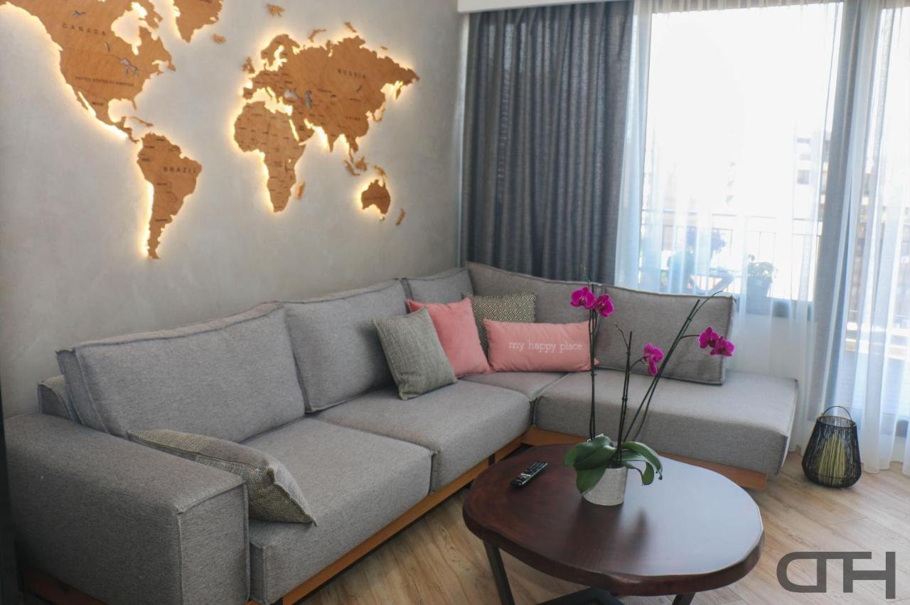 Luxury 80M2 Apartment With Balcony Downtown Tesalonika Bagian luar foto