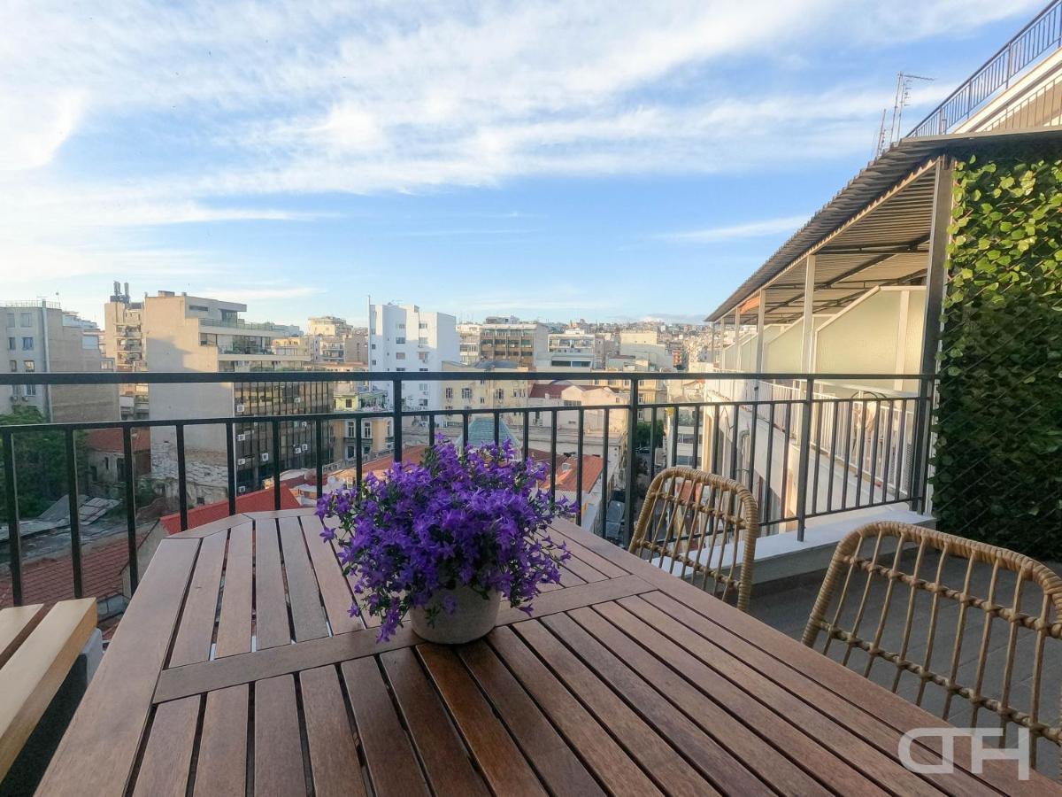 Luxury 80M2 Apartment With Balcony Downtown Tesalonika Bagian luar foto