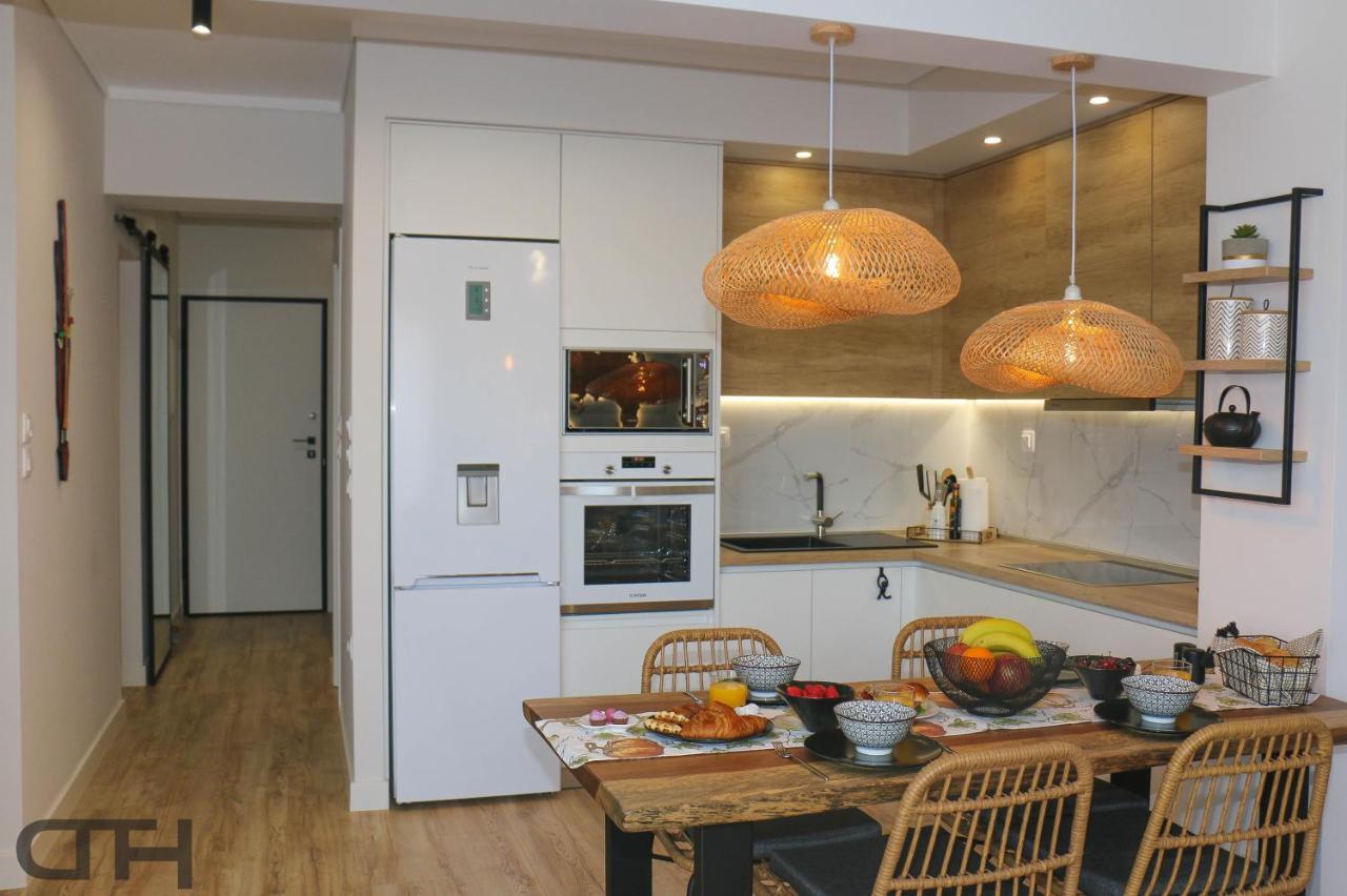Luxury 80M2 Apartment With Balcony Downtown Tesalonika Bagian luar foto