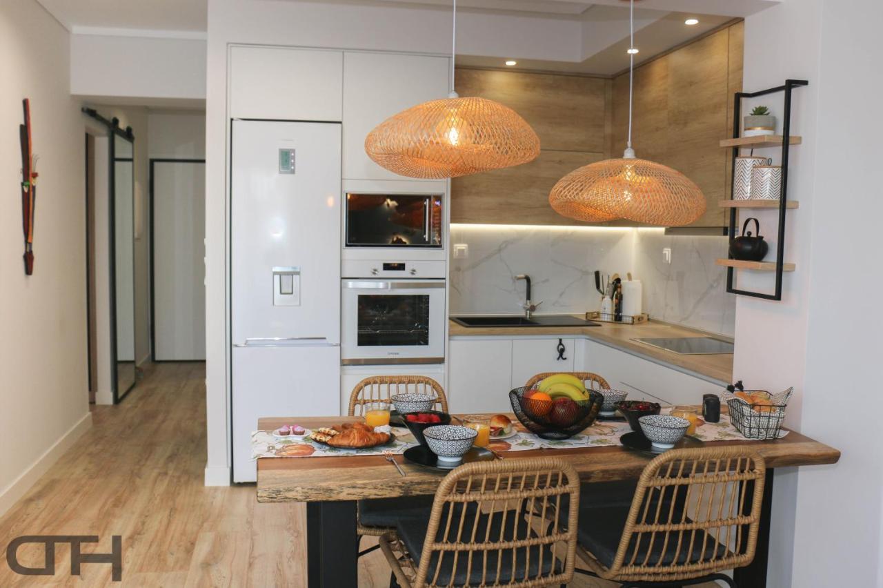 Luxury 80M2 Apartment With Balcony Downtown Tesalonika Bagian luar foto