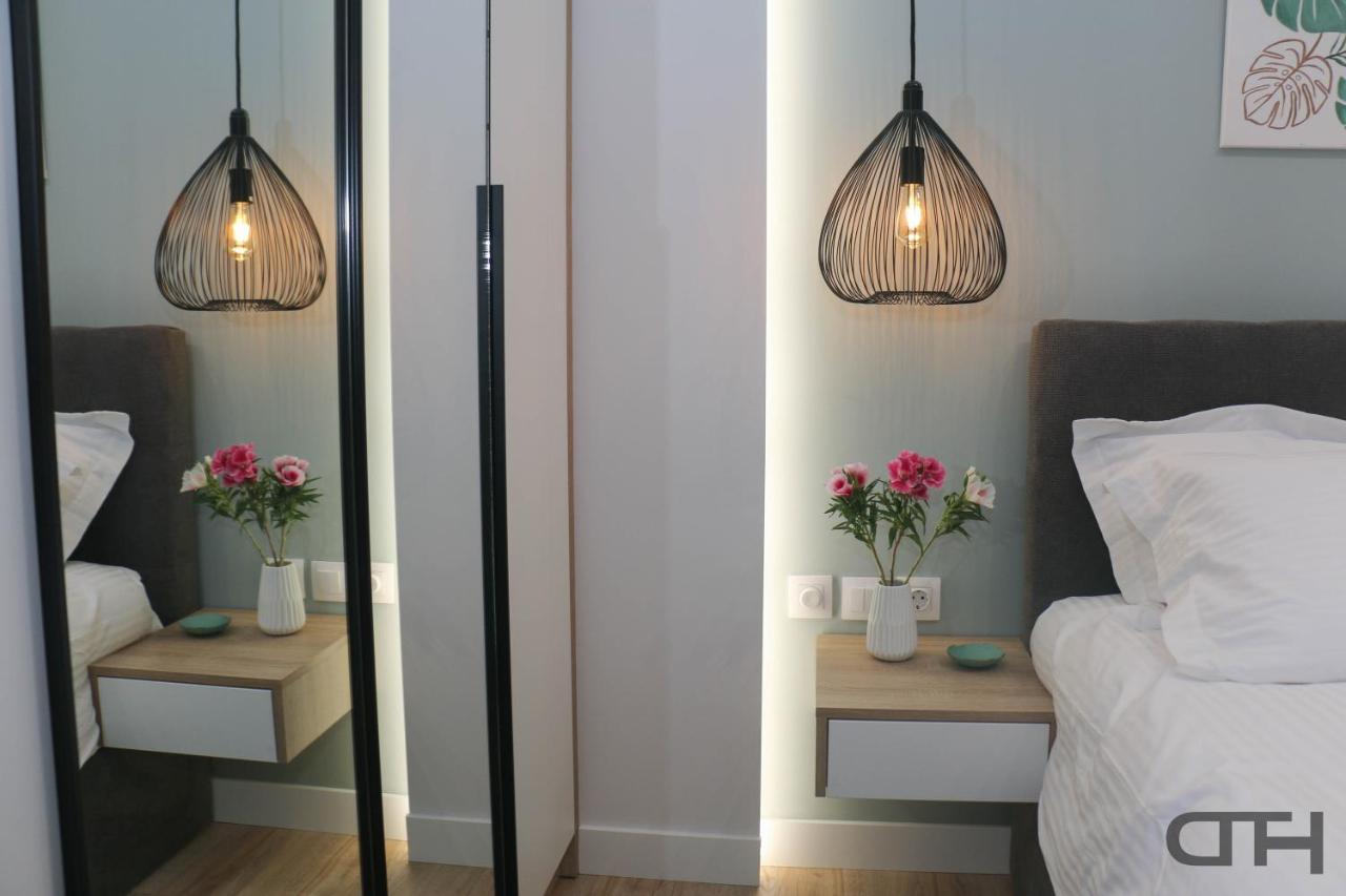 Luxury 80M2 Apartment With Balcony Downtown Tesalonika Bagian luar foto