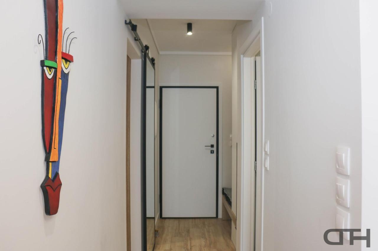 Luxury 80M2 Apartment With Balcony Downtown Tesalonika Bagian luar foto